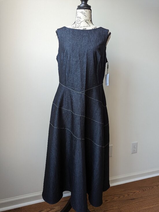 Calvin Klein Dresses & Skirts - Calvin Klein Sleeveless dress NWT size 10
